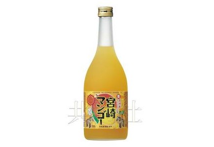 图为宝酒造公司推出的新品利口酒“宫崎芒果”。（共同社）